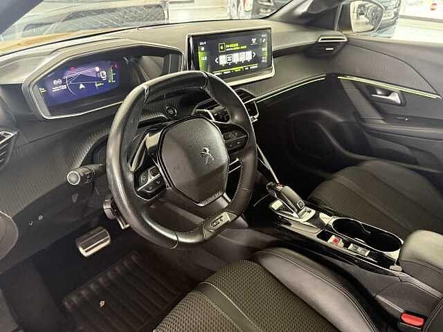 Peugeot 208 1.2 PureTech 100 CV EAT8 GT Line