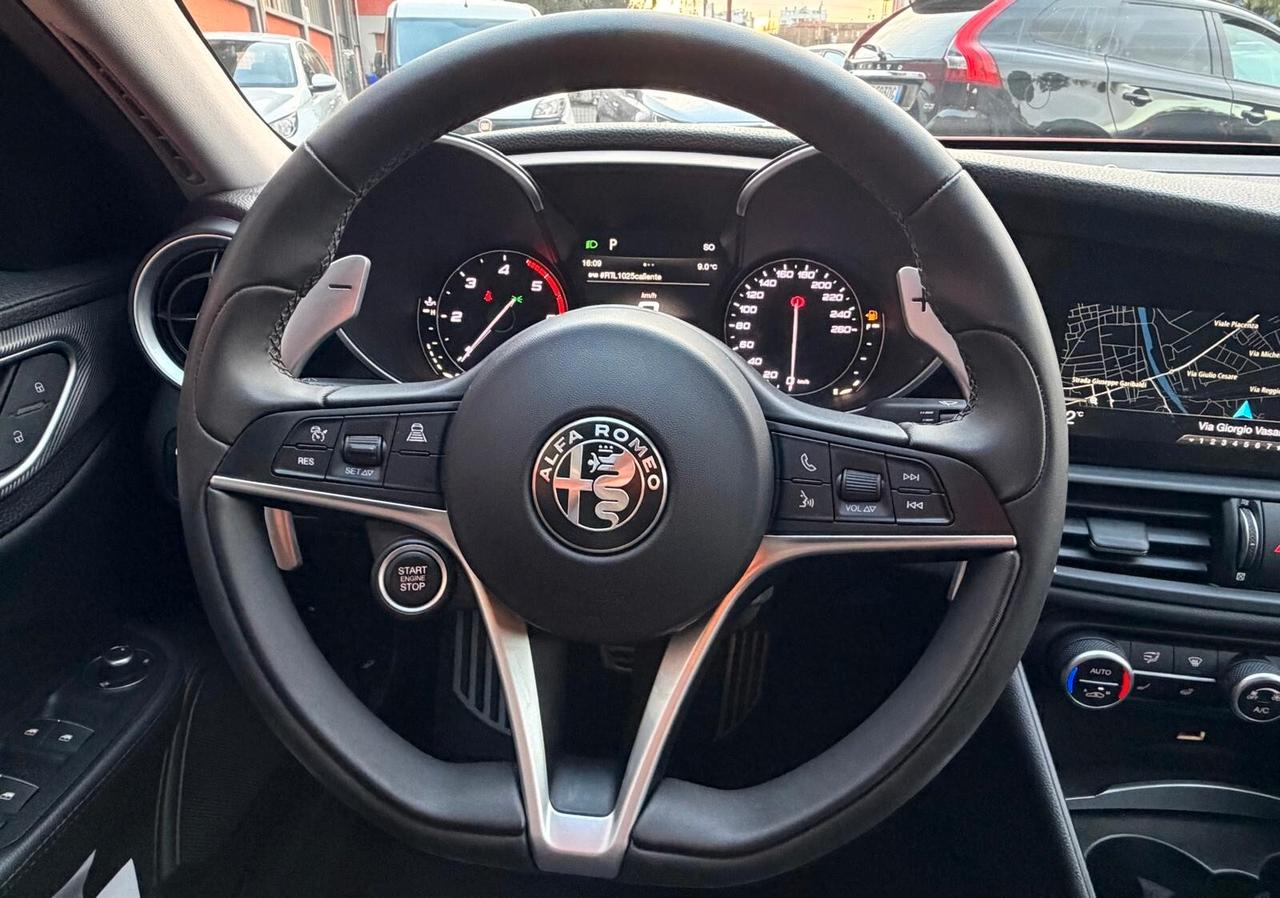 Alfa Romeo Giulia 2.2 Turbodiesel 210 CV AT8 AWD Q4 Veloce