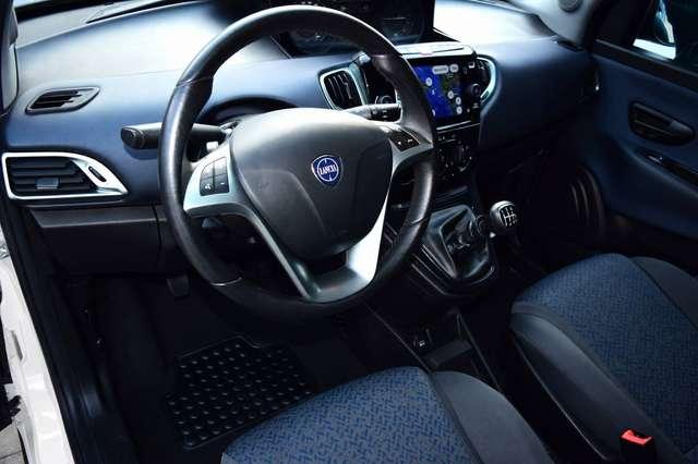 Lancia Ypsilon 1.0 Firefly Hybrid 70 cv Gold