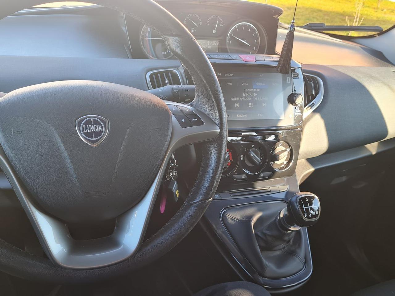 Lancia Ypsilon 1.0 FireFly MHEV Gold #8247