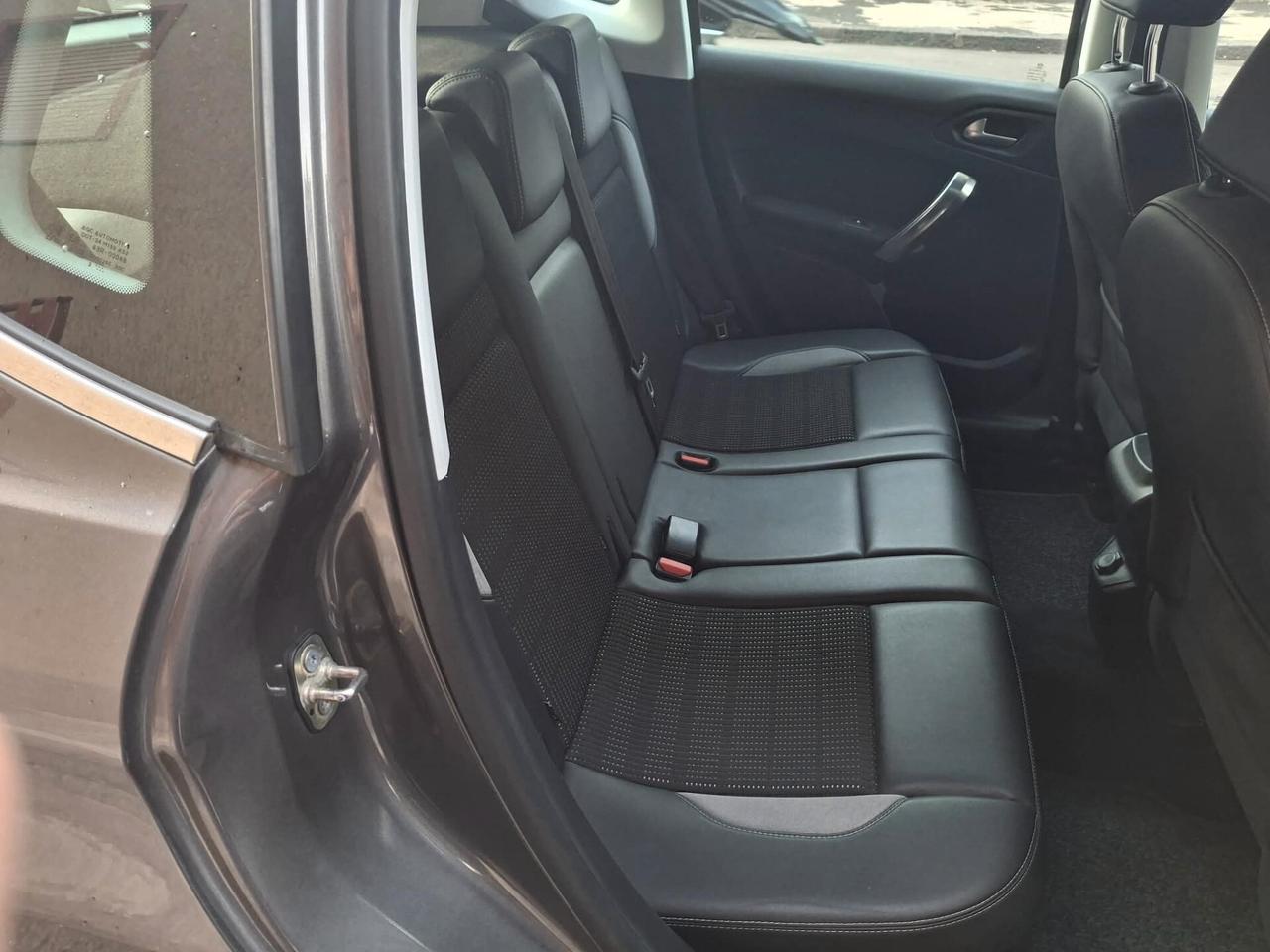 Peugeot 2008 1.6 e-HDi 92 CV Stop&Start Allure