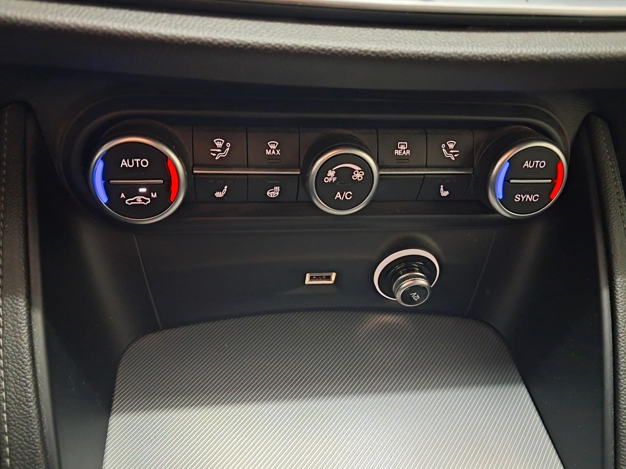Alfa Romeo Stelvio 2.2 Td 210 cv AT8 Q4 Competizione