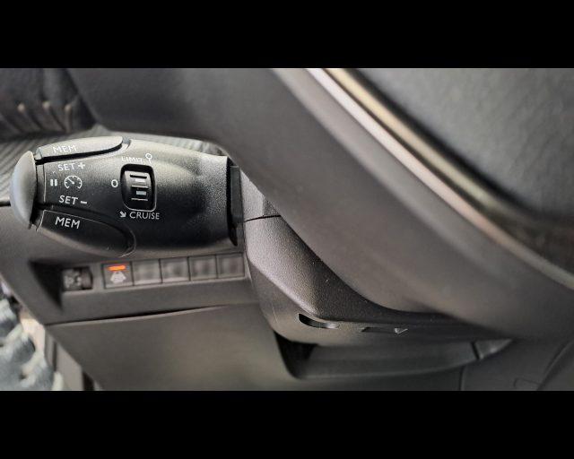 PEUGEOT 2008 1.2 puretech Active s&s 130cv
