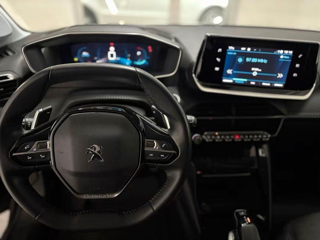 Peugeot 208 PureTech 100 Stop&Start 5 porte Allure