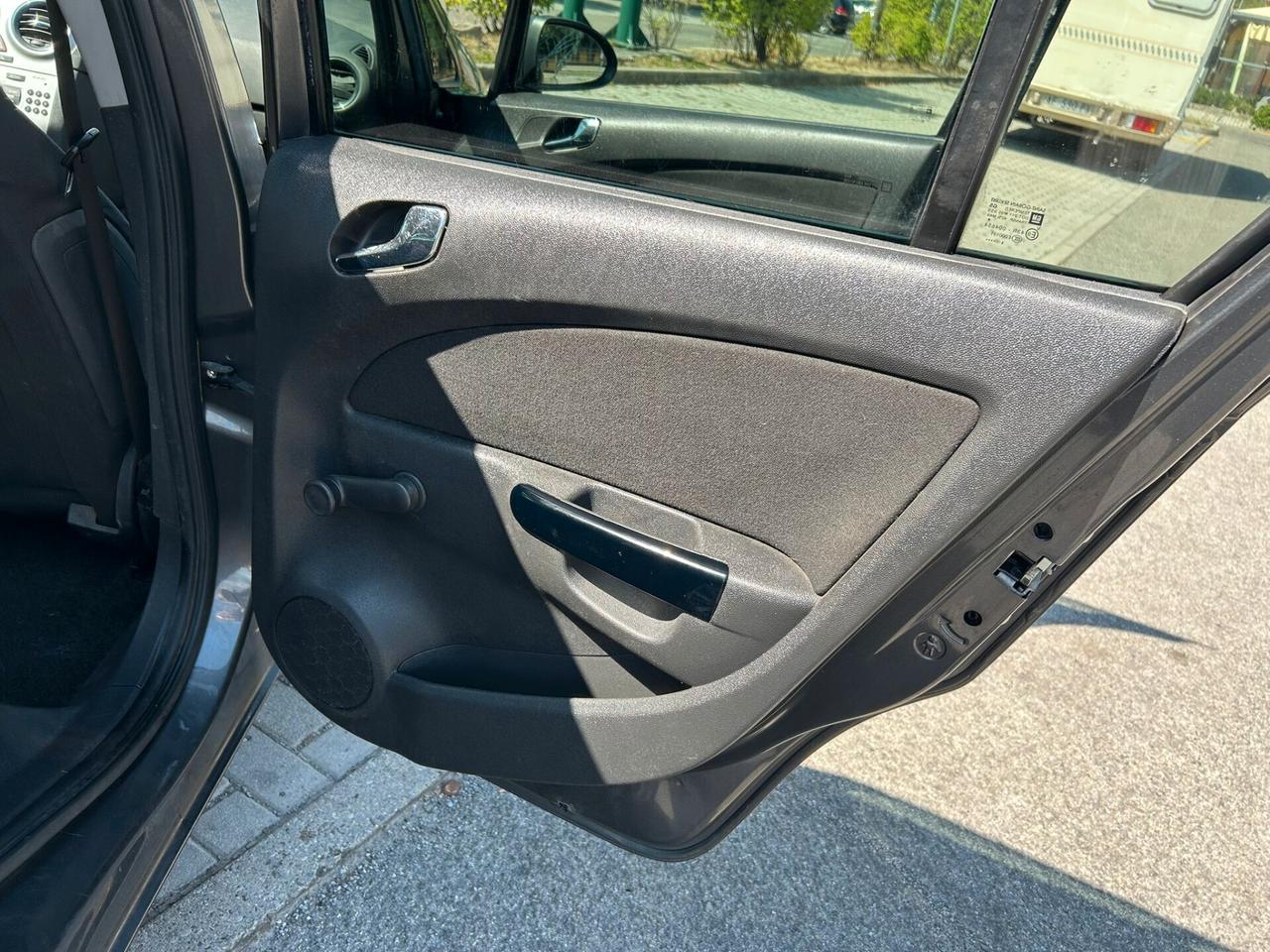 Opel Corsa 1.2 85CV 5 porte GPL-TECH One