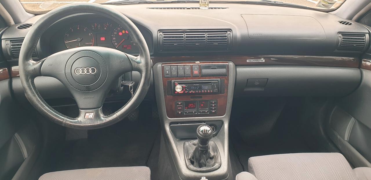 Audi A4 1.8 20V cat quattro Ambition