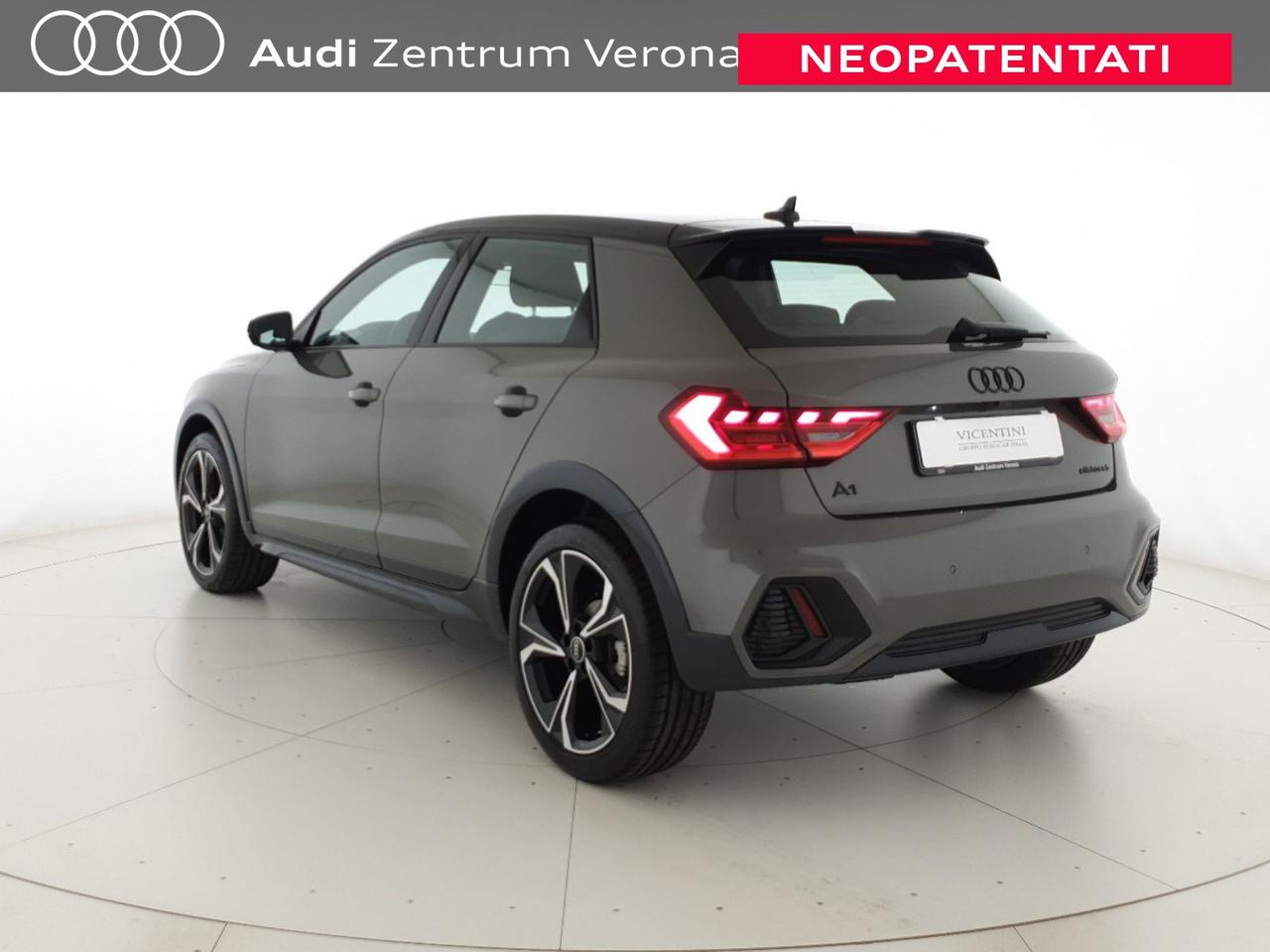 Allstreet 30TFSI 116CV S tronic Identity Contrast