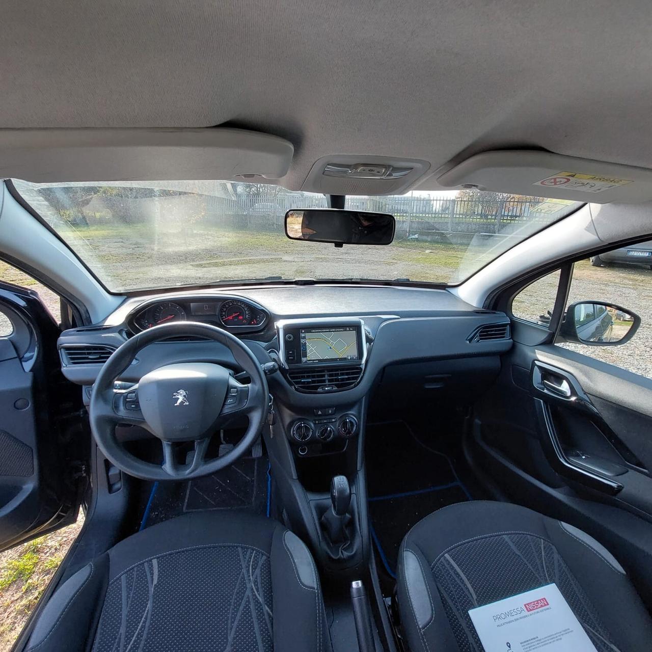 Peugeot 208 1.4 HDi 68 CV 5 porte Allure