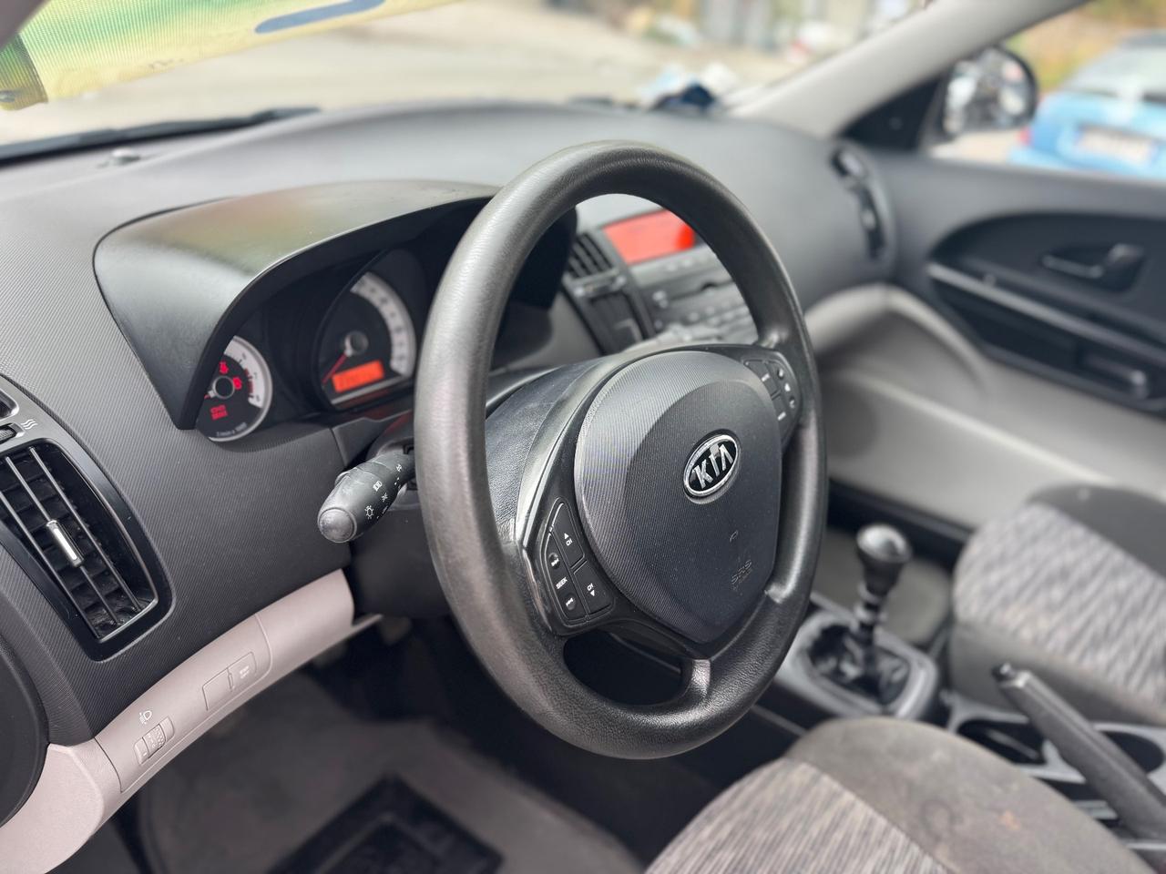 Kia Ceed cee'd 1.4 109CV 5p. EX Bi-Fuel