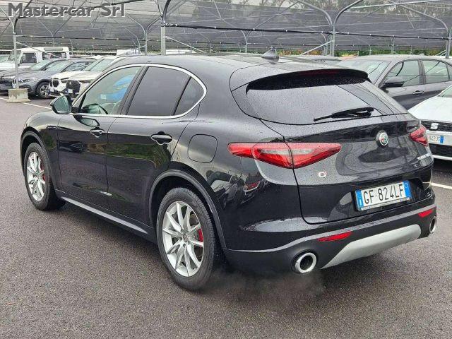 ALFA ROMEO Stelvio Stelvio 2.2 t Executive Q4 190cv auto - GF824LF