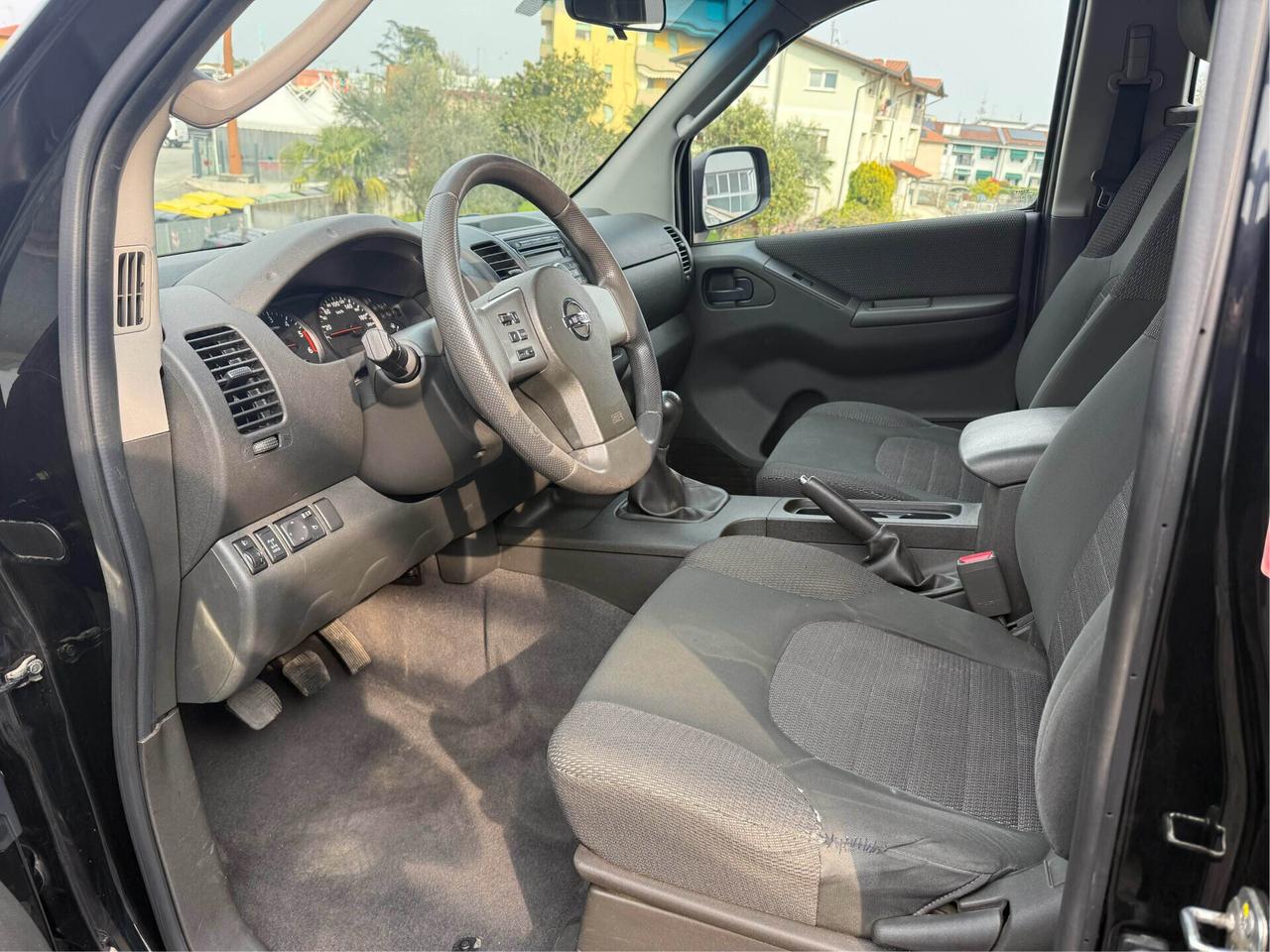 Nissan Navara 2.5 dCi 190CV Manuale