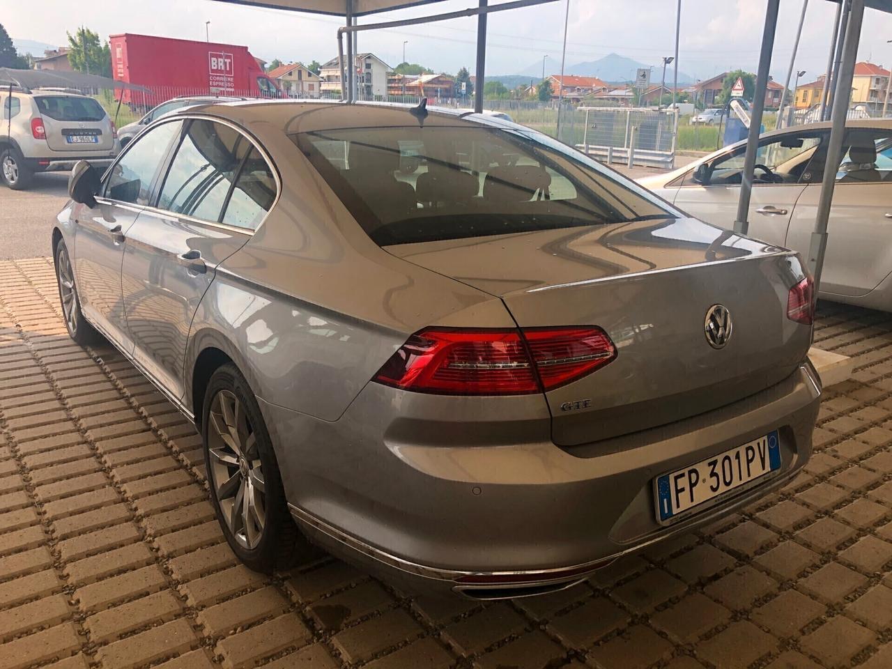 Volkswagen Passat 1.4 GTE DSG PLUG-IN-HYBRID PREZZO REALE