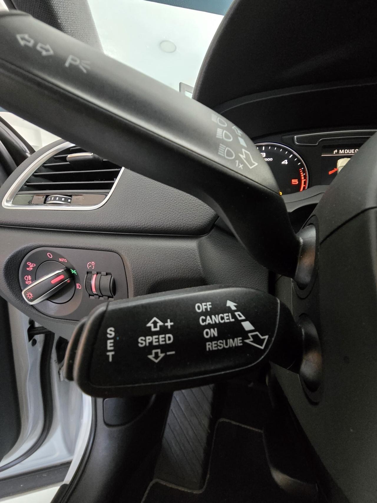 Audi Q3 2.0 TDI 150 CV S tronic S line