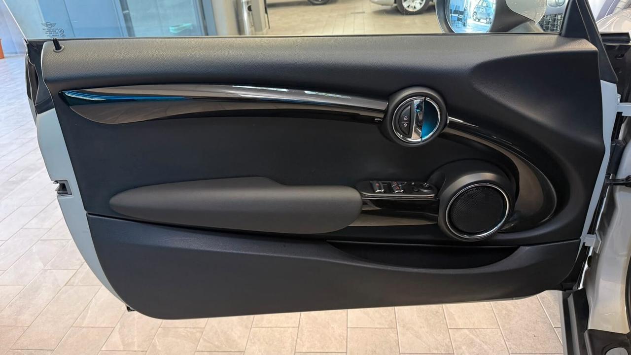 MINI COOPER 2.0 SD CABRIO 2018