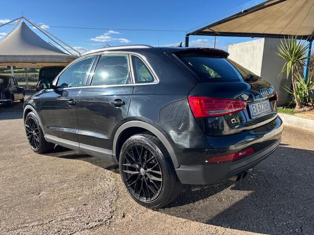 Audi Q3 2.0 TDI Quattro S tronic 140CV