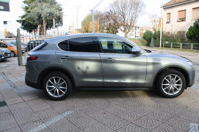 ALFA ROMEO Stelvio 2.0 Turbo 280 CV AT8 Q4 First Edition