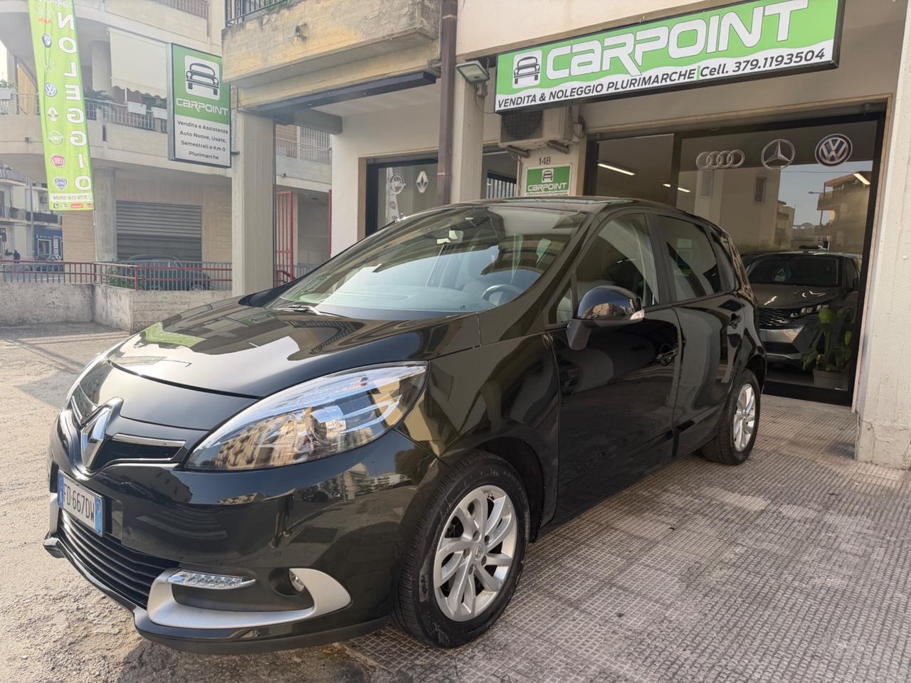 Renault Scenic Scénic XMod dCi 110 CV EDC Limited