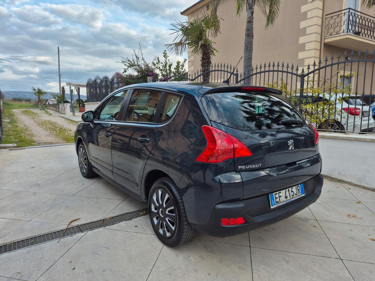 Peugeot 3008 1.6 HDi 110CV Premium