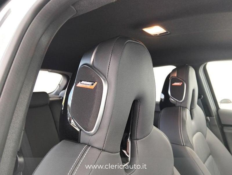 Nissan Juke 1.0 DIG-T 114 CV Tekna