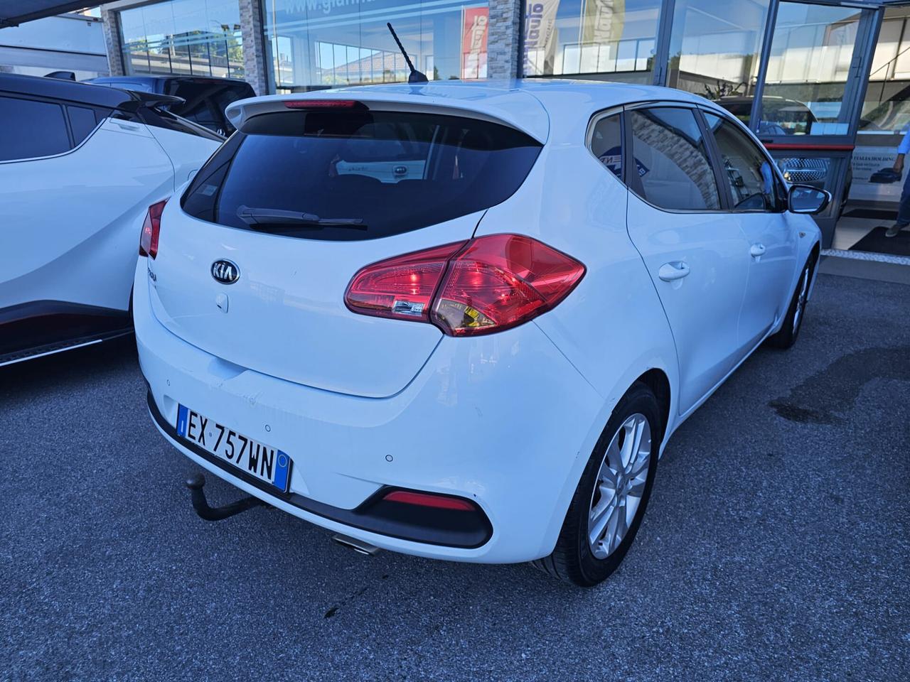 Kia Ceed cee'd 1.4 CVVT 5 porte Cool