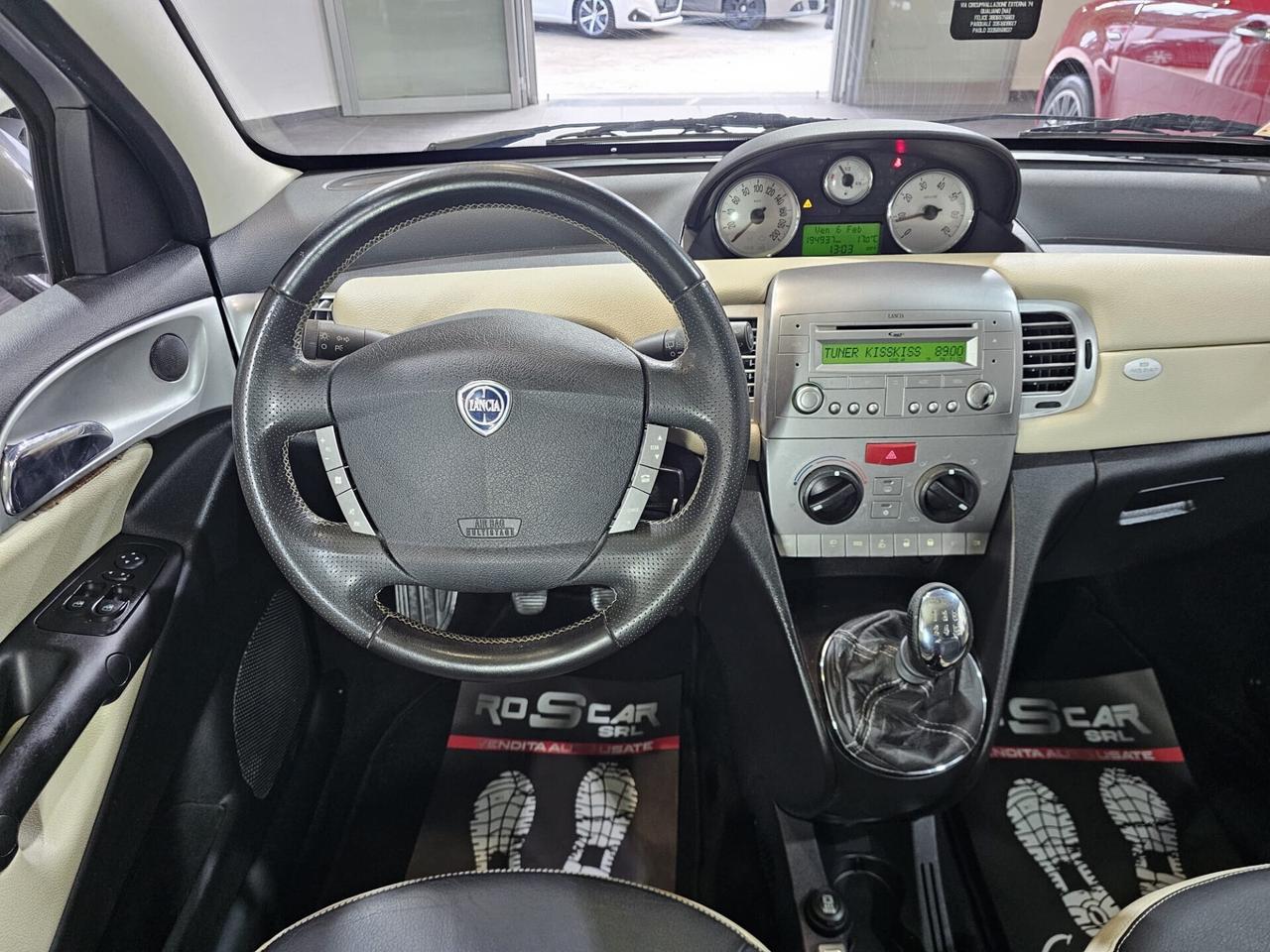 Lancia Ypsilon 1.4 Platino Ecochic GPL