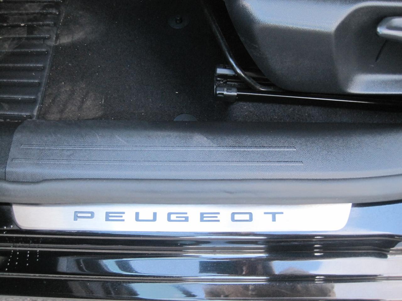 Peugeot 208 PureTech 100 Stop&Start 5 porte GT
