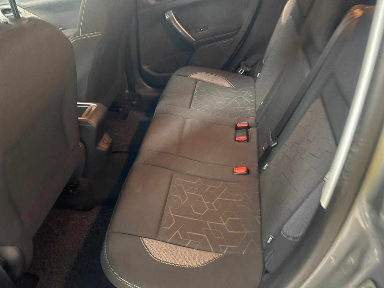 Peugeot 2008 PureTech 82 S&S Allure