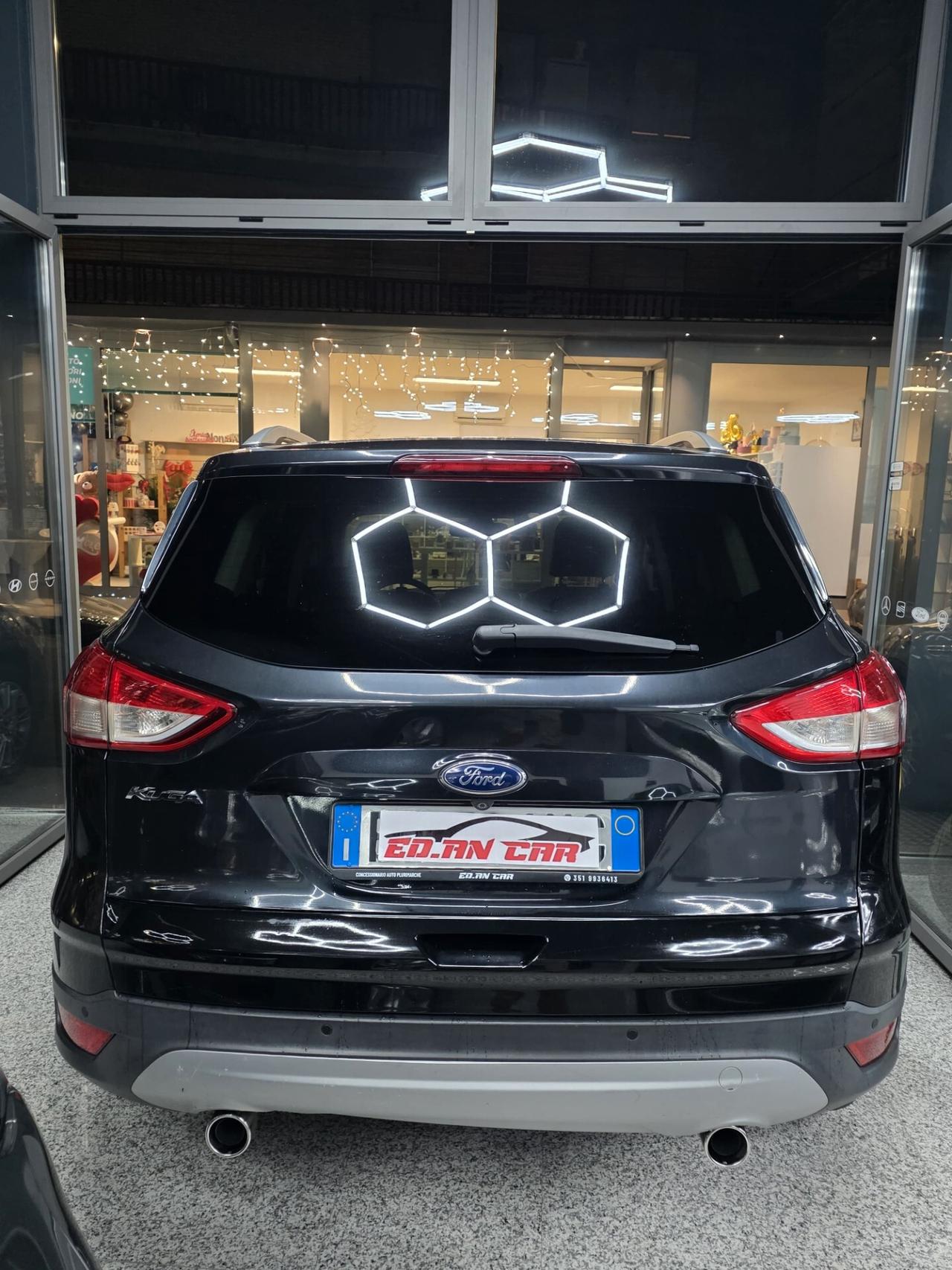Ford Kuga 2.0 TDCI 140 CV 4WD Titanium