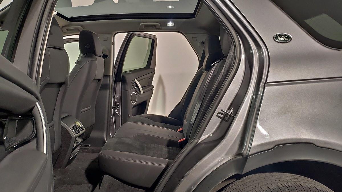 LAND ROVER Discovery Sport SOLO PER COMMERCIANTI AUTO SENZA GARANZIA