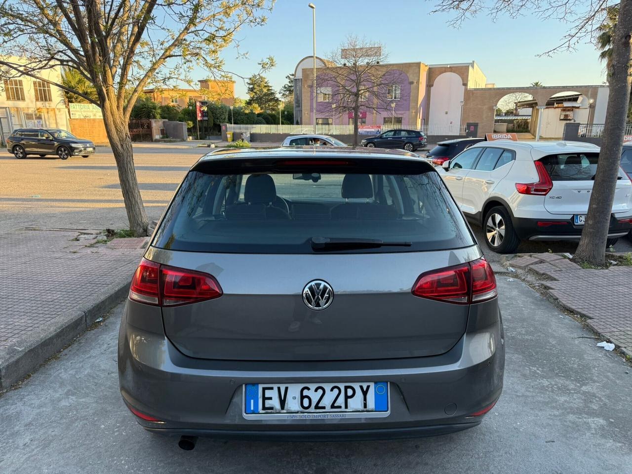 Volkswagen Golf 7 TDI AUT. 7M DIST. FATTA