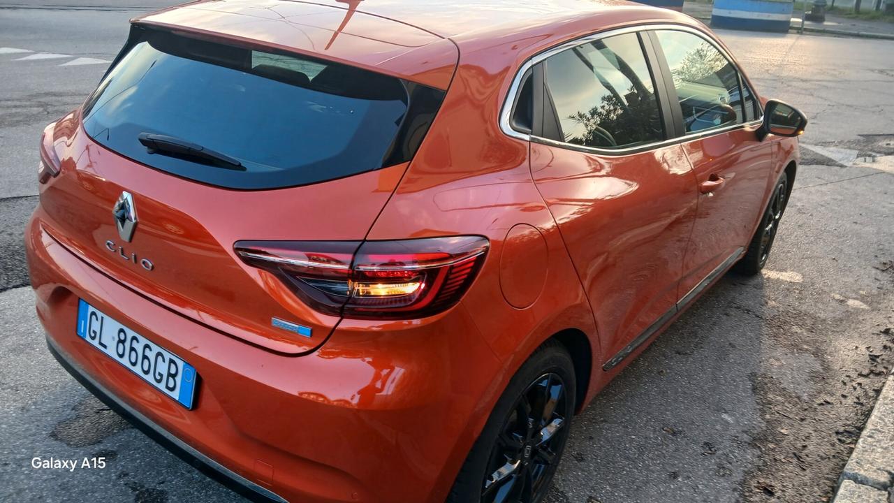 Renault Clio FULL HYBRID 140 CV RS LINE