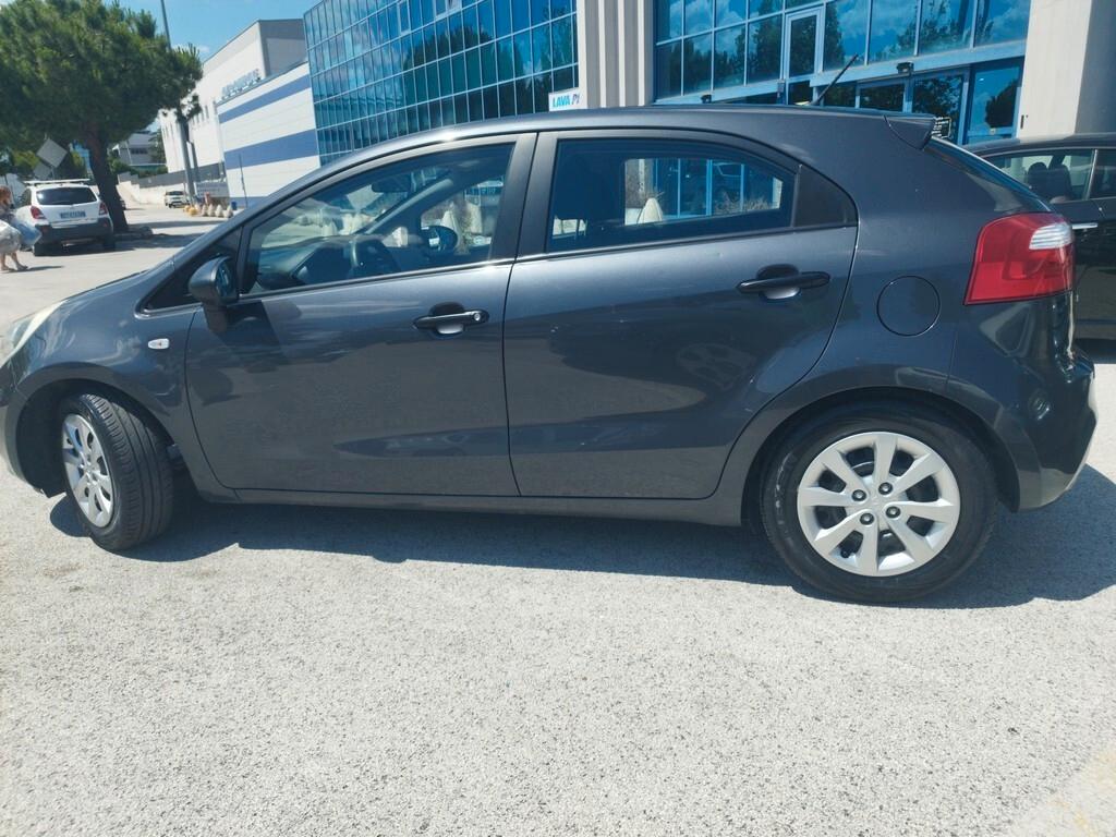 Kia Rio 1.2 CVVT 3p. GPL Active