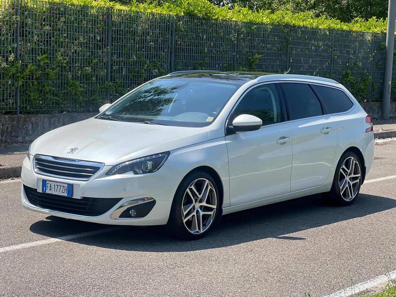 Peugeot 308 BlueHDi 120 S&S EAT6 SW GT Line