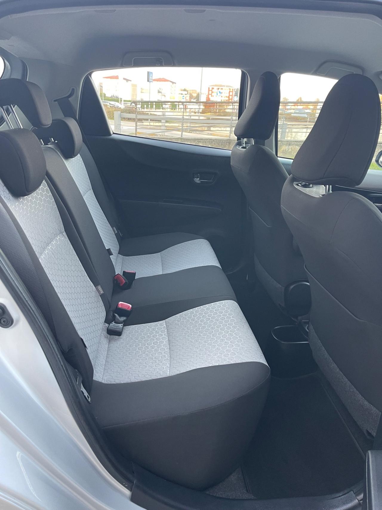 Toyota Yaris 1.3 5 porte Lounge