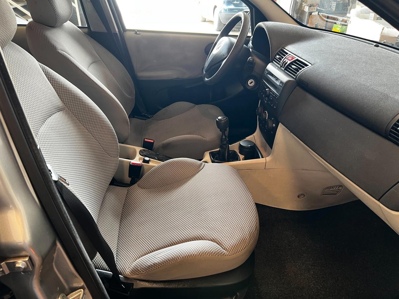 Fiat Stilo 1.4i 16V 5 porte Actual Euro4 adatta a neopatentati