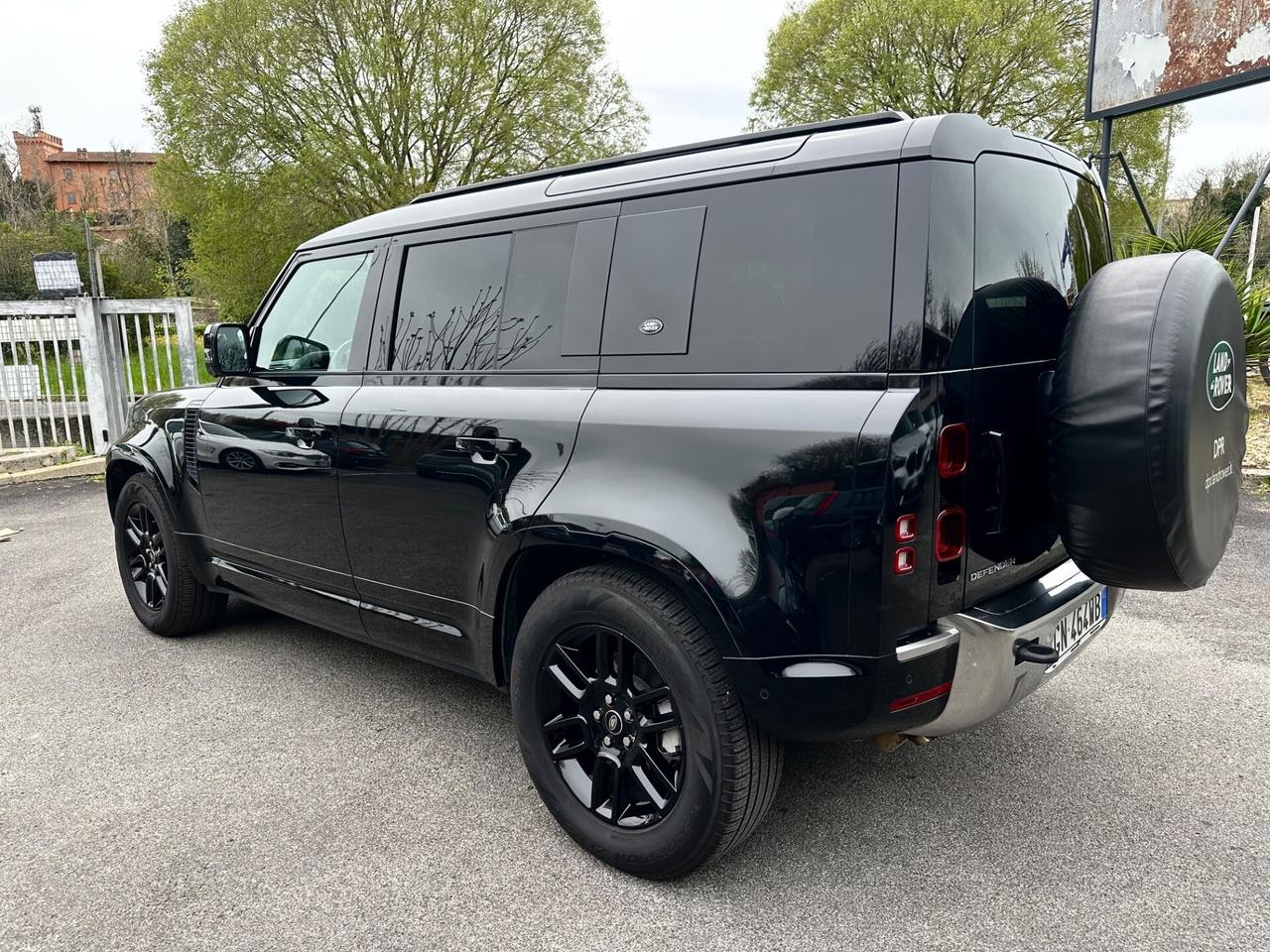 Land Rover Defender 110 3.0D I6 200 CV AWD Auto X-Dynamic SE Sospensioni Balck Edition Permute Rate Garantita