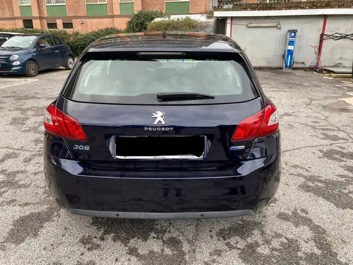 Peugeot 308 PureTech Active