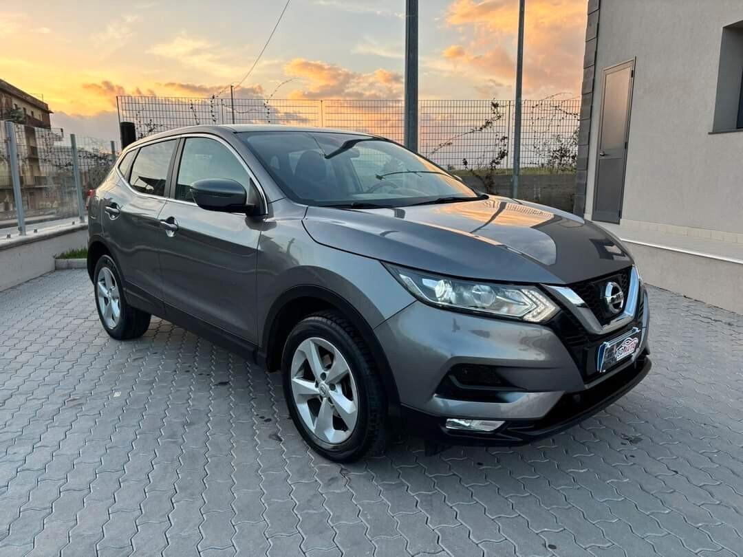 Nissan Qashqai 1.5 dCi Acenta//