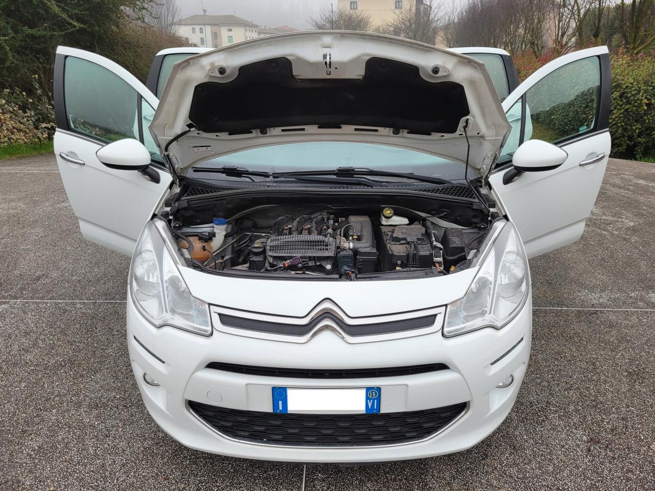 Citroen C3 1.2 benz 82cv PureTech Exclusive NEOPATENTATI