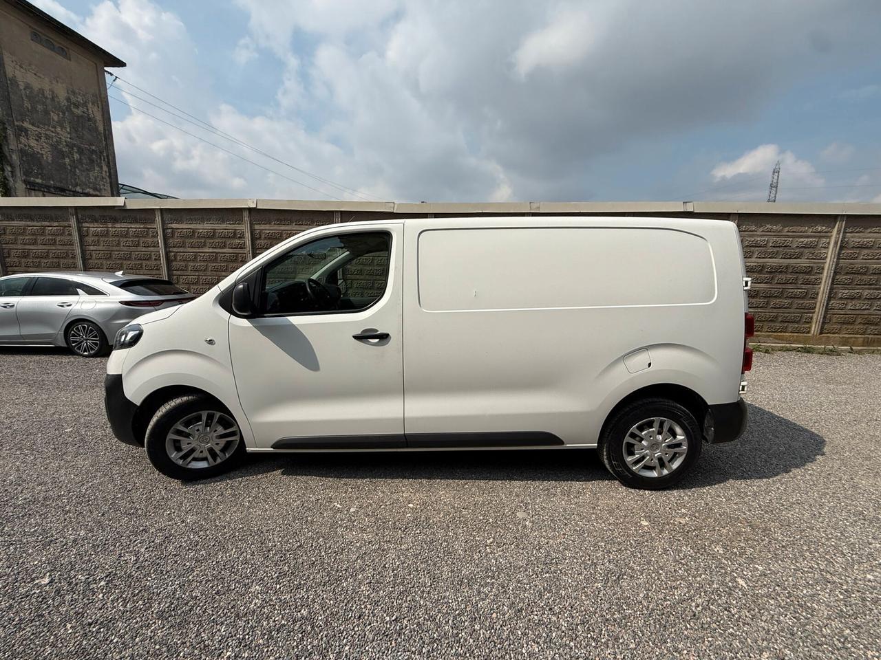 Opel Vivaro 2.0 Diesel 120CV S&S PL-TN M Furgone Enjoy