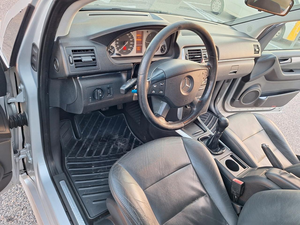 Mercedes-benz B 200 CDI Sport NEOPATENTATI PELLE TEL BLUETOOTH