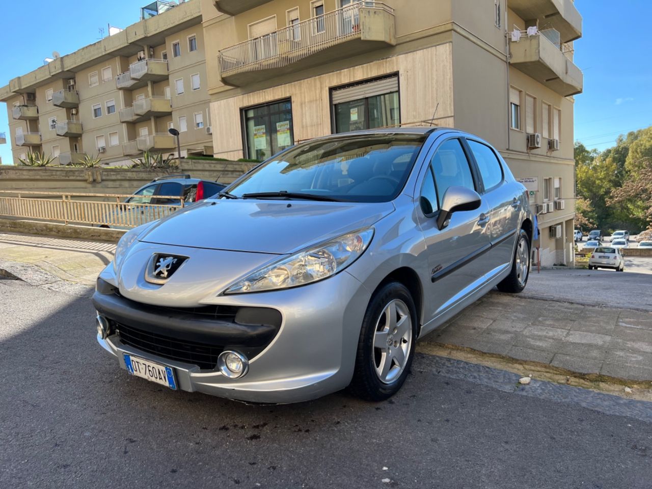 Peugeot 207 1.4 HDi 70CV 5p. X Line