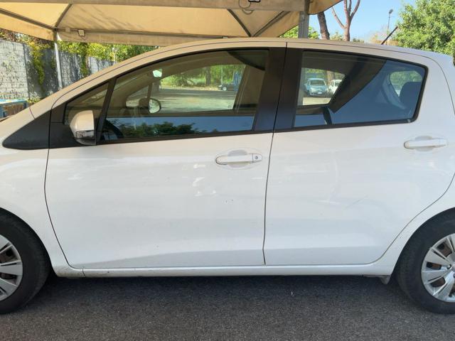 TOYOTA Yaris 1.0 5 porte Active
