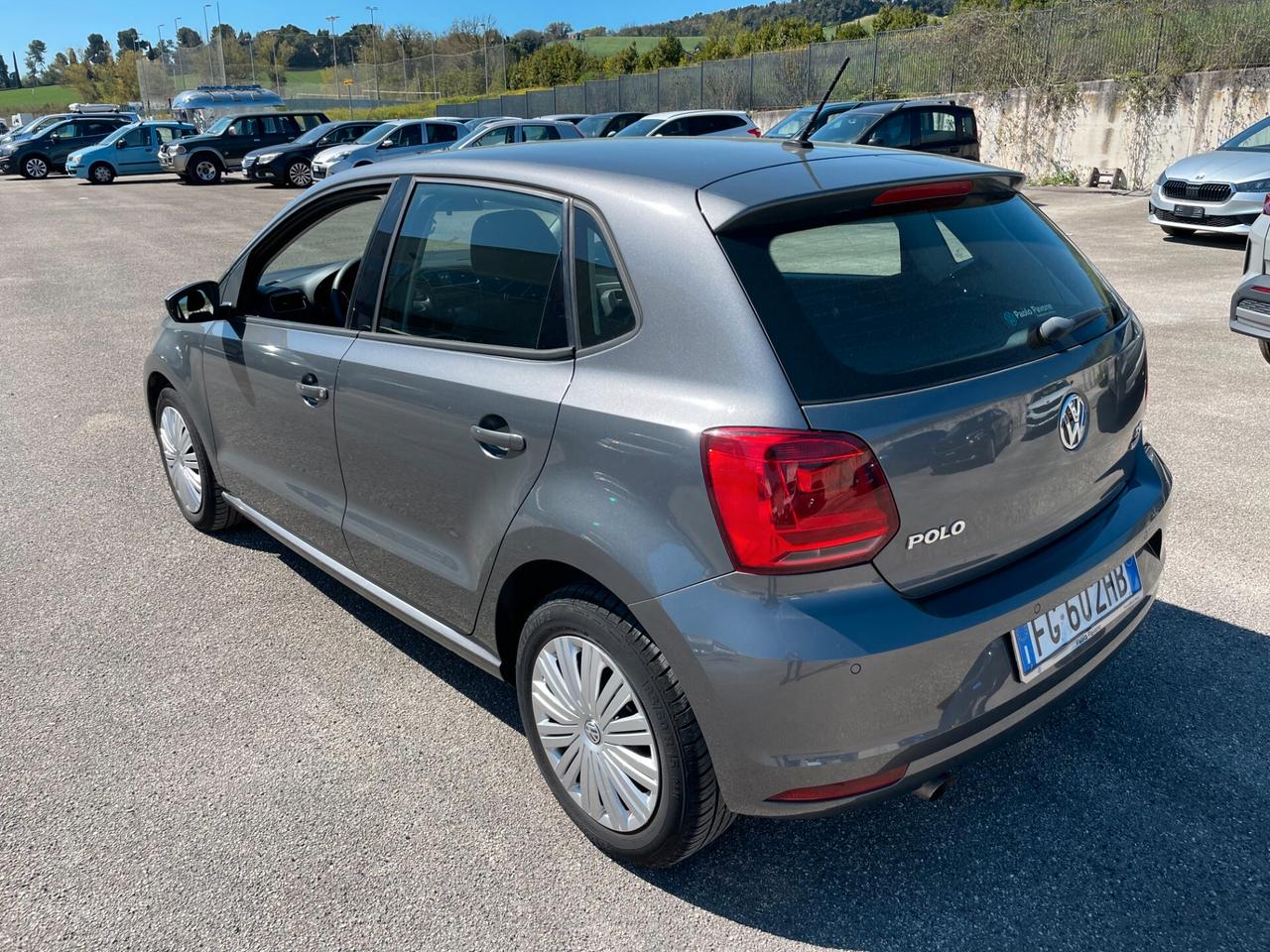 Vw Polo 1.2 TSI 5p. Comfort line solo28000km