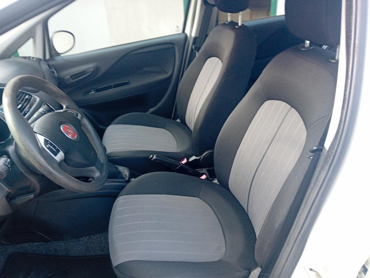 Fiat Punto 1.3 MJT II S&S 95 CV 5 porte Street