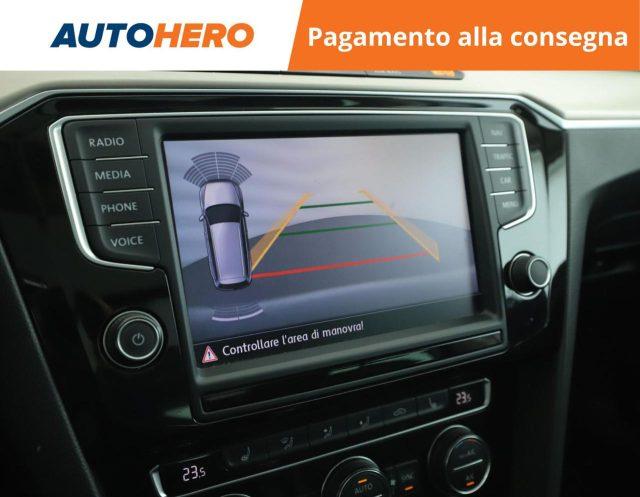 VOLKSWAGEN Passat Variant 2.0 TDI DSG Executive BlueMotion Tech.