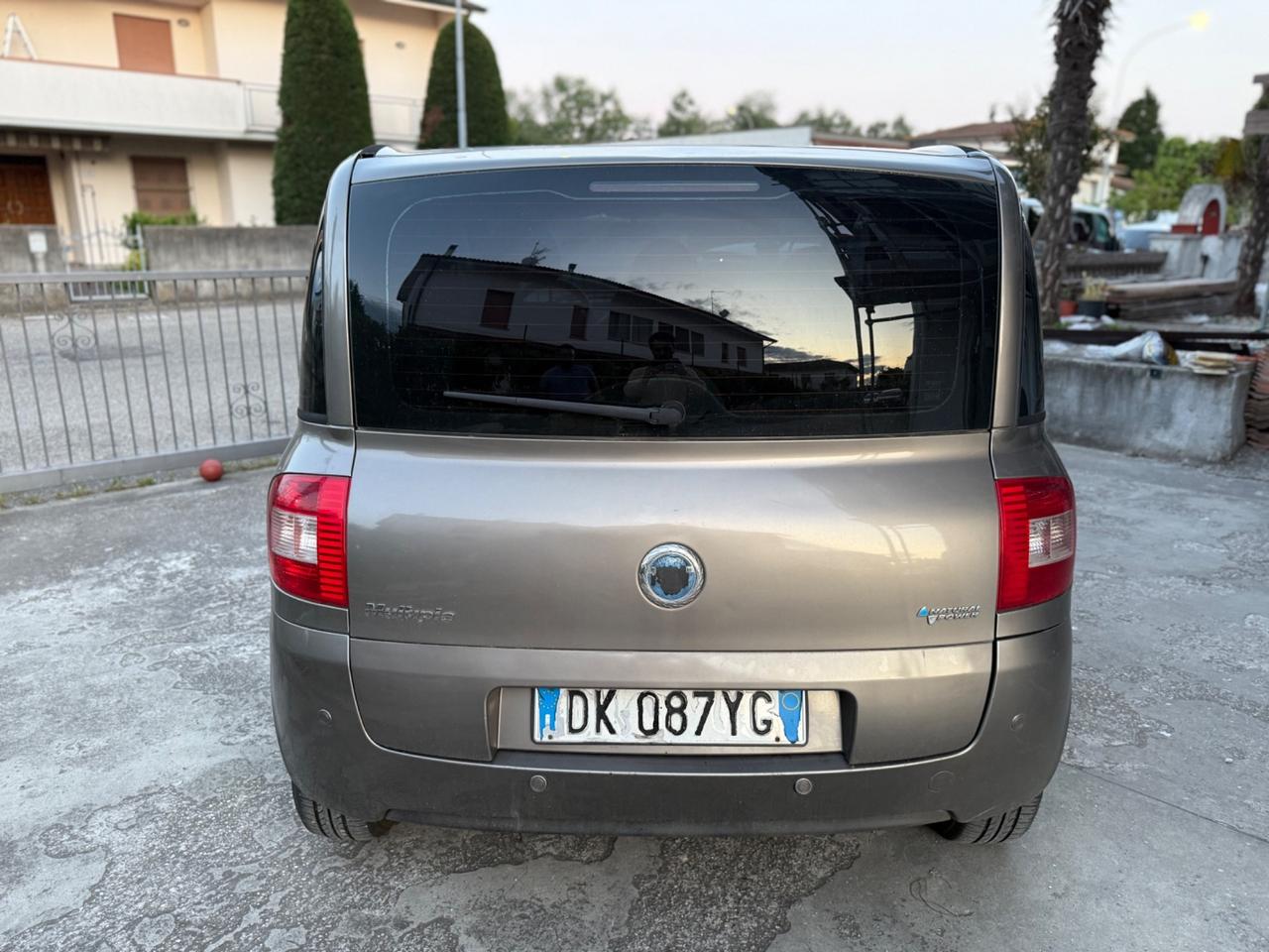 Fiat Multipla Benzina Metano Spaziosa Ed Economica Neopatentati