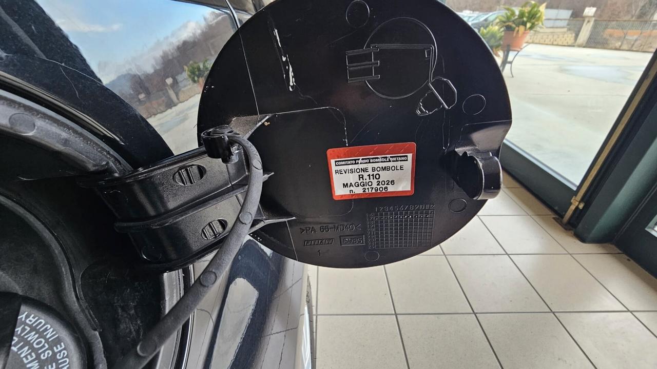 Fiat Punto 1.4 8V 5 porte Natural Power LOUNGE