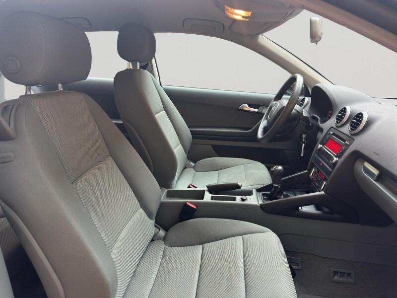 AUDI A3 2ª serie A3 1.4 16V TFSI Attraction