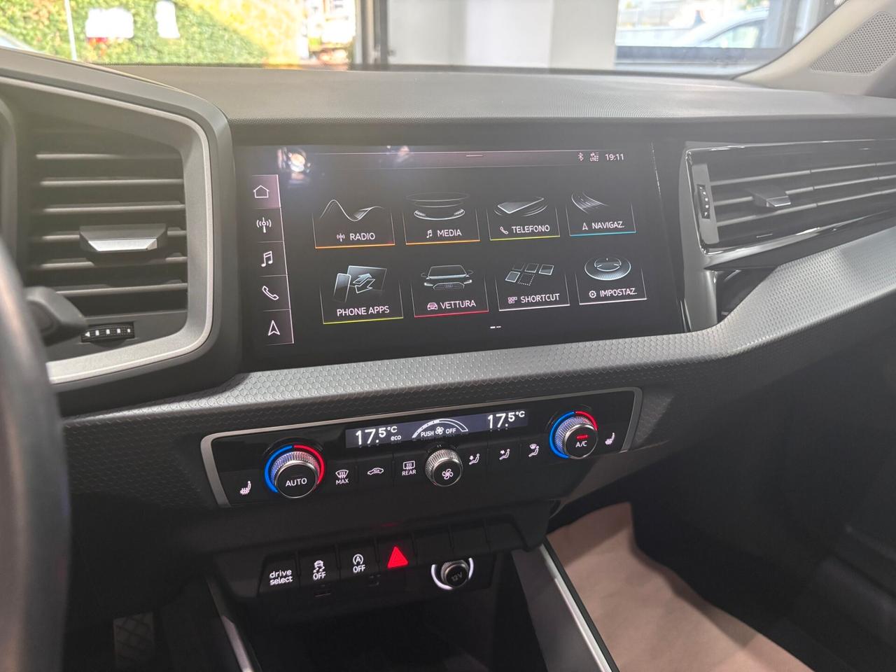 AUDI A1 30TFSI S-TRONIC RETRO-CLIMA